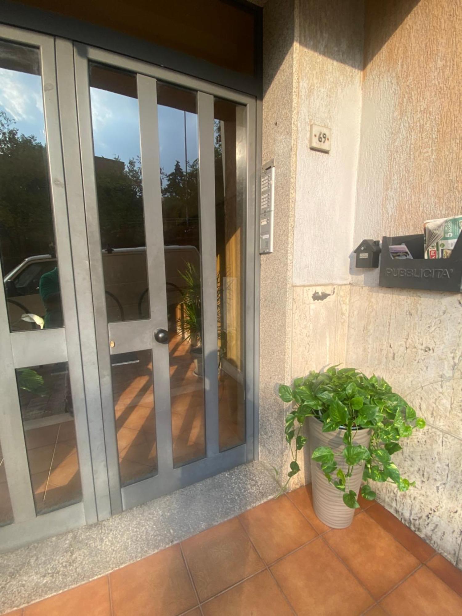 Little House Διαμέρισμα Ρέτζιο ντι Καλάμπρια Εξωτερικό φωτογραφία
