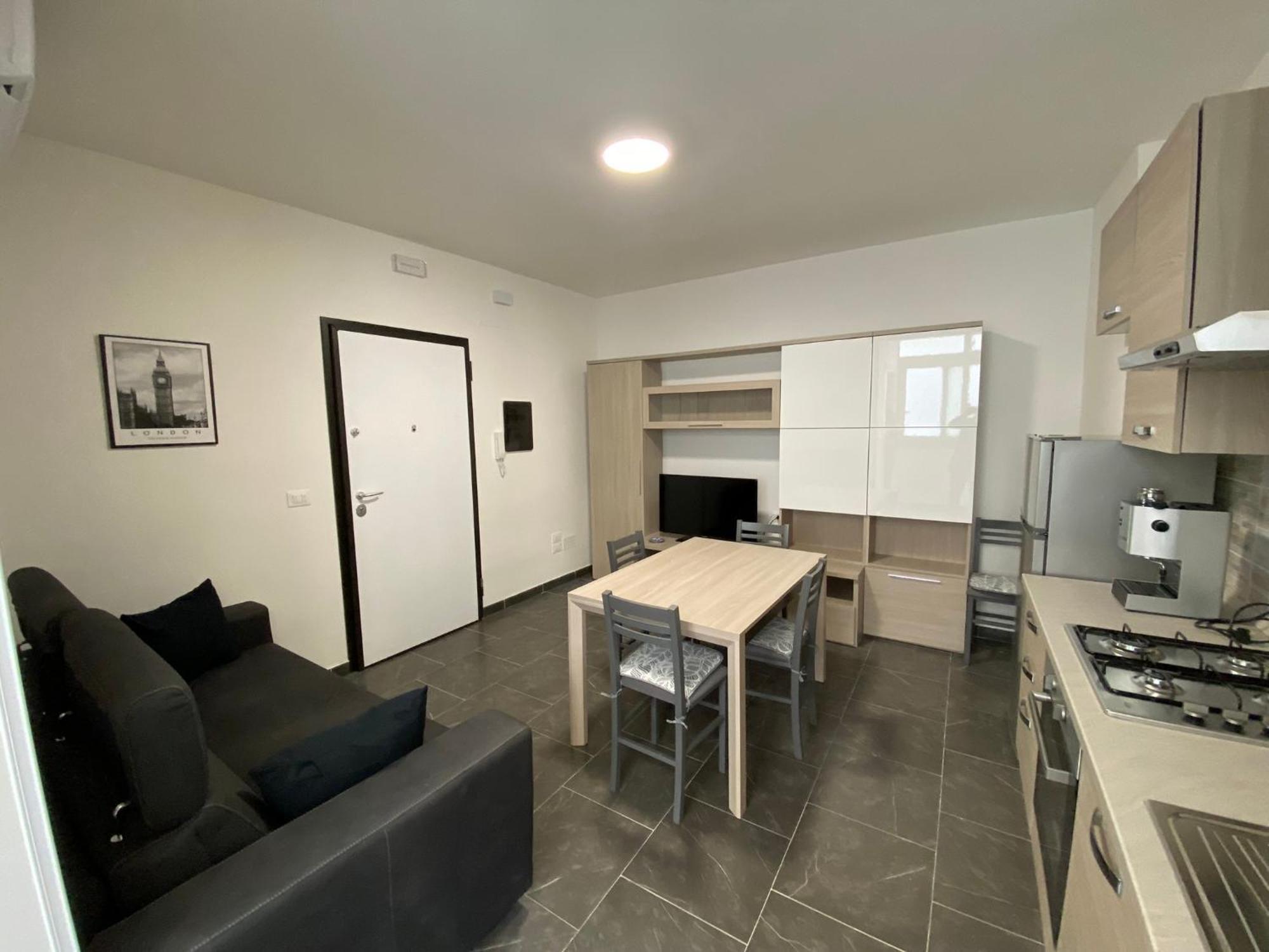 Little House Διαμέρισμα Ρέτζιο ντι Καλάμπρια Εξωτερικό φωτογραφία