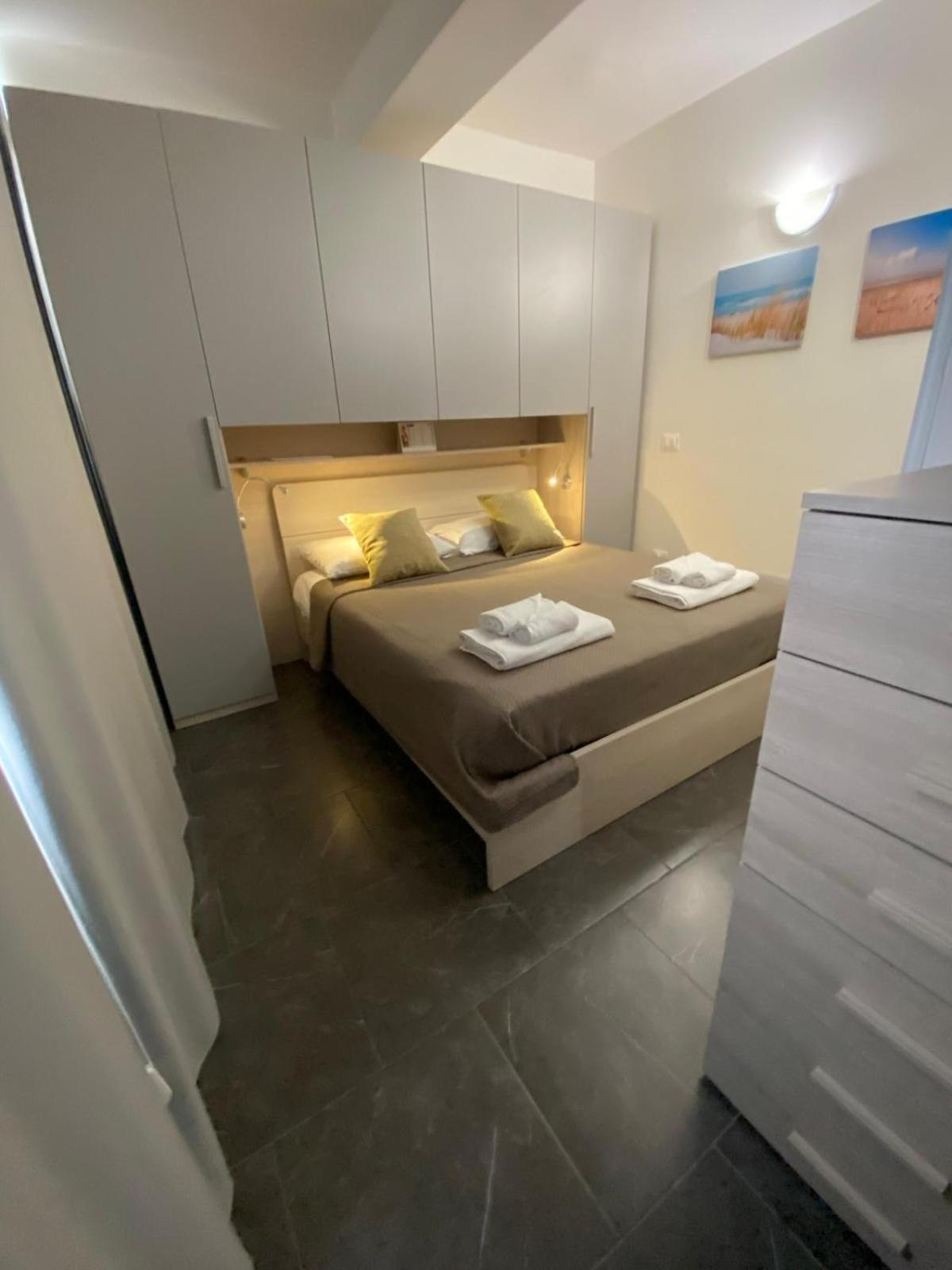 Little House Διαμέρισμα Ρέτζιο ντι Καλάμπρια Εξωτερικό φωτογραφία
